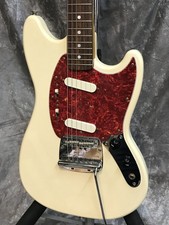 [Fender Japan] Guitare