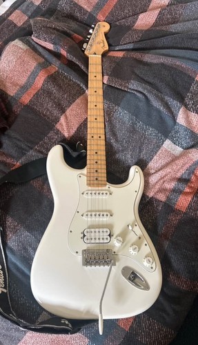 Fender player stratocaster hss - player,